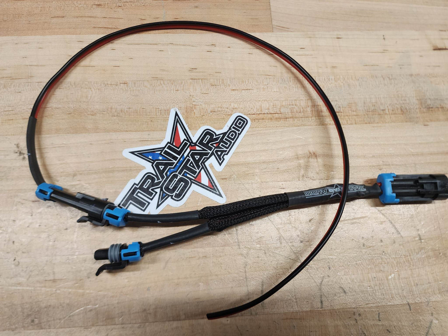 Plug and Play Pro / Pro R Dual rear speaker plug (pair)