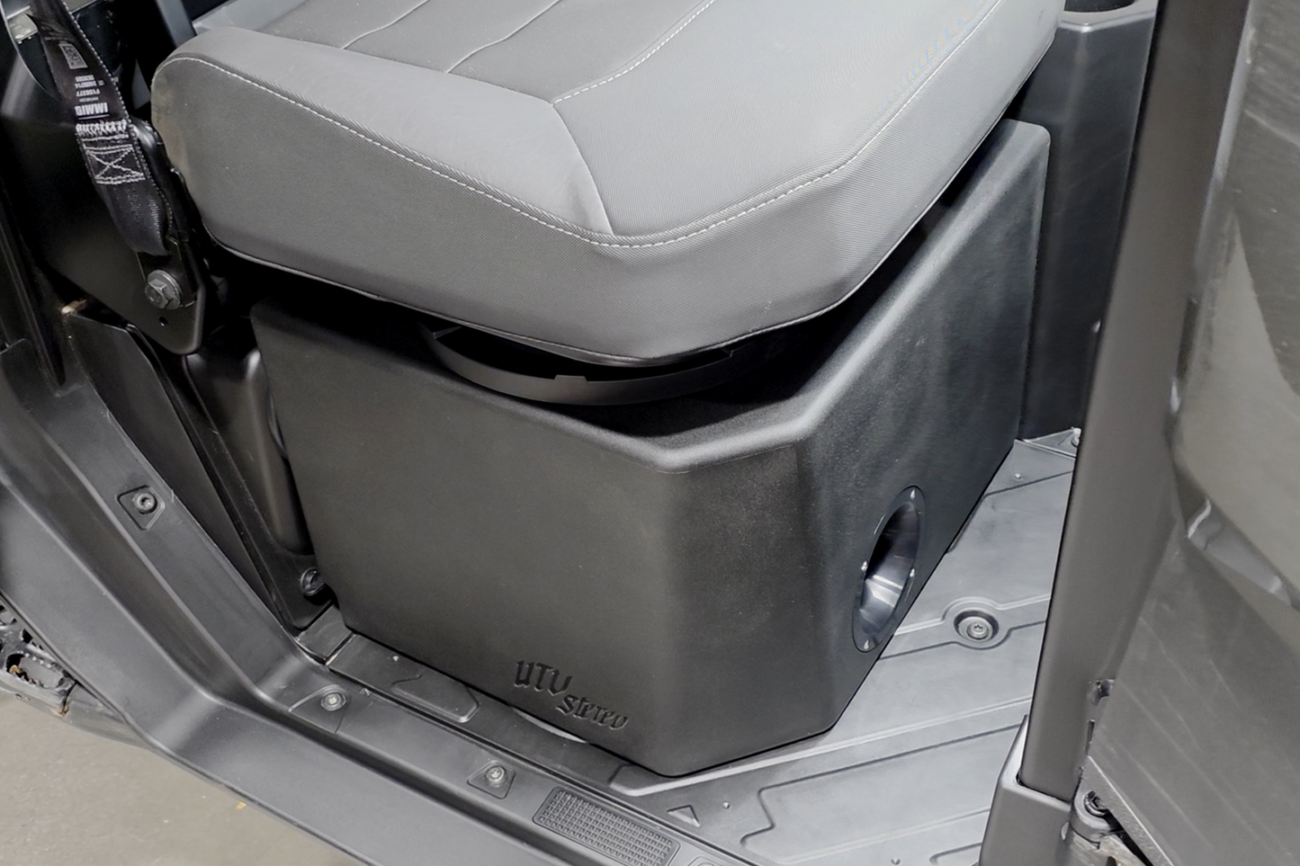 Polaris® Ranger 1500 10" Vented Passenger Subwoofer Enclosure V2 – Unloaded | UTVS-RNG-VENC-PASS-10